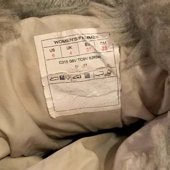 The North Face Nuptse Faux Fur IV Boots Thermoball Micro Baffle Booties Sz 6 - Picture 8 of 8